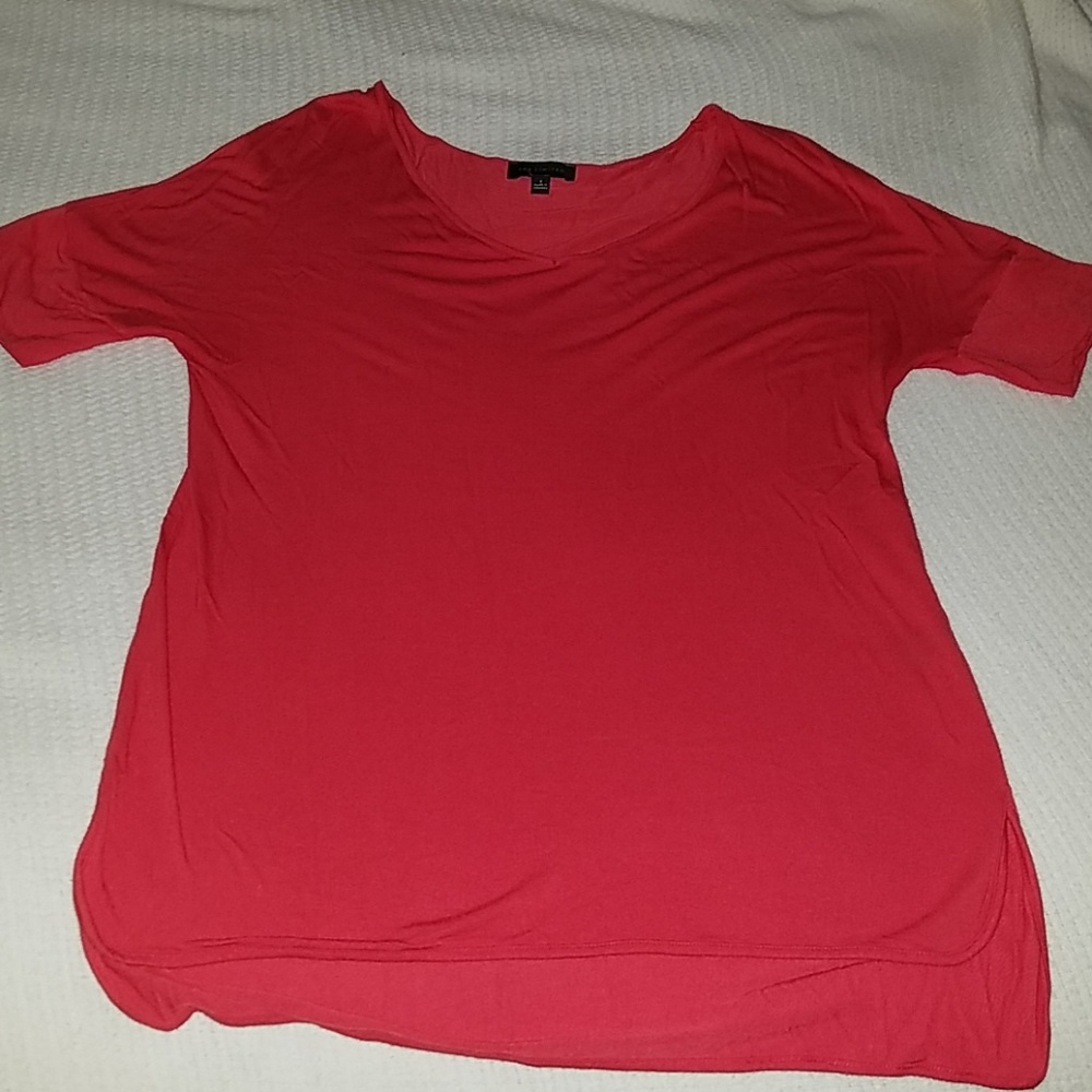 The Limited coral elbow sleeve split hem tee small